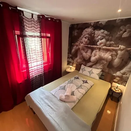 Apartment Tuhi Frei
